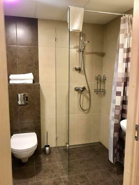 Karlson Boutique Apart Hotel Tallinn Bagian luar foto